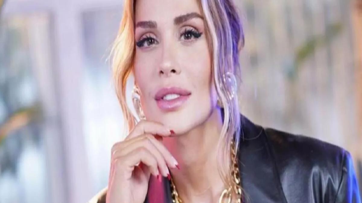 Şarkıcı Şimal hastaneye kaldırıldı! Eşinden gelen açıklama sevenlerini üzdü