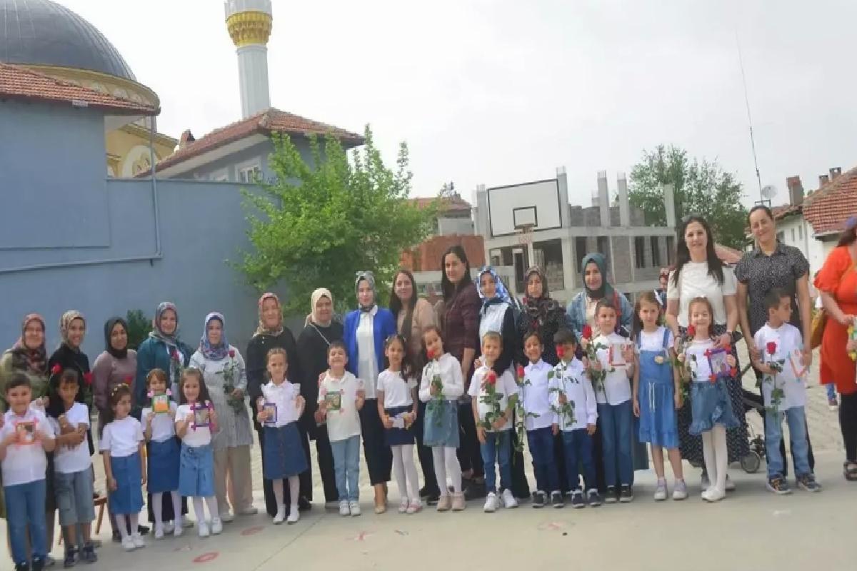 Savaştepe’de Anneler Günü Etkinliği