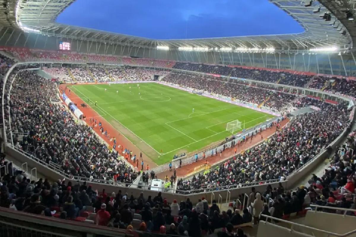 Şike yaptılar diyerek Süper Lig ekibini savcılığa şikayet etti
