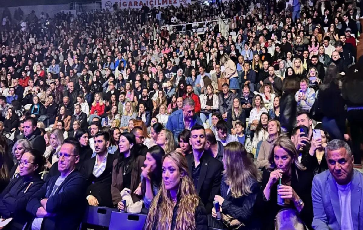 Sıla Antalya’da Coştu