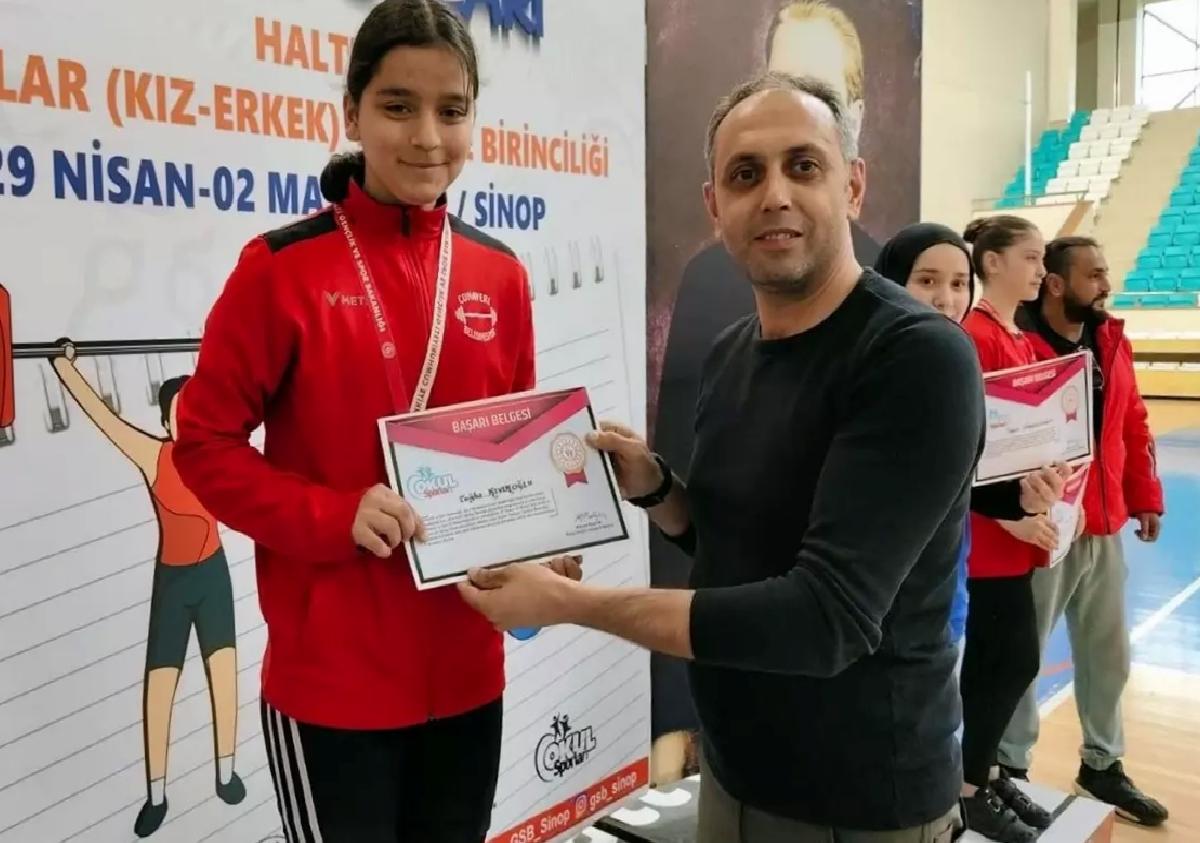 Sinop’ta Halter Şampiyonası Sona Erdi