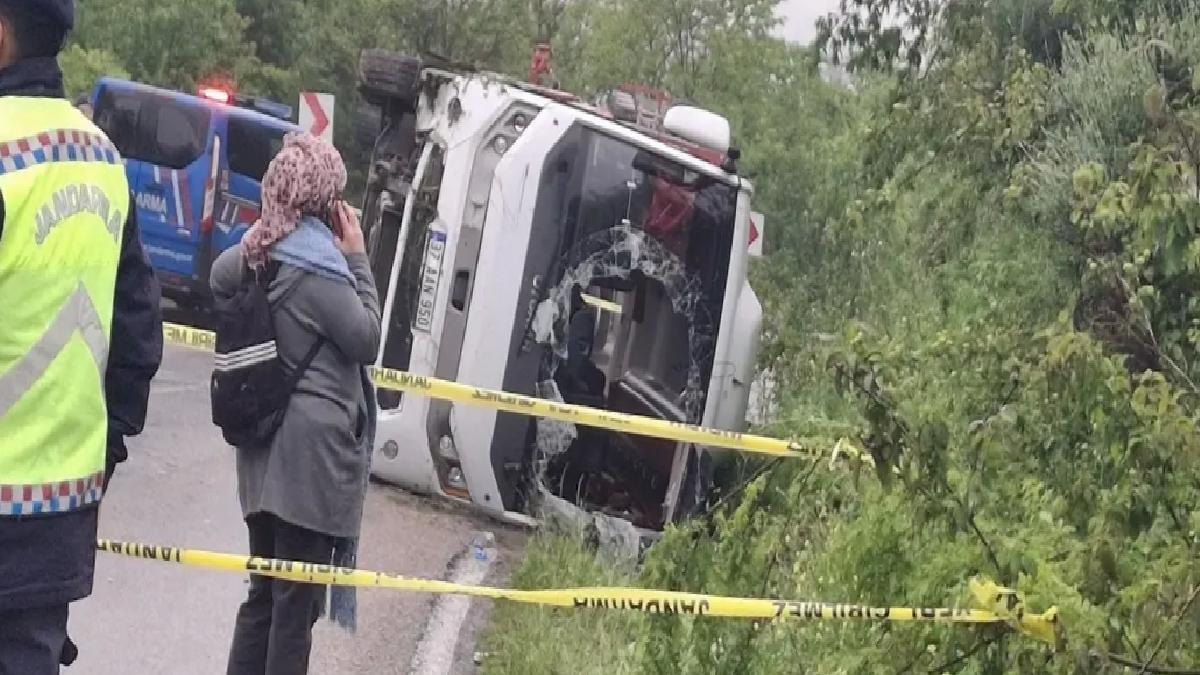 Sinop’ta Otobüs Kazası: 18 Yaralı