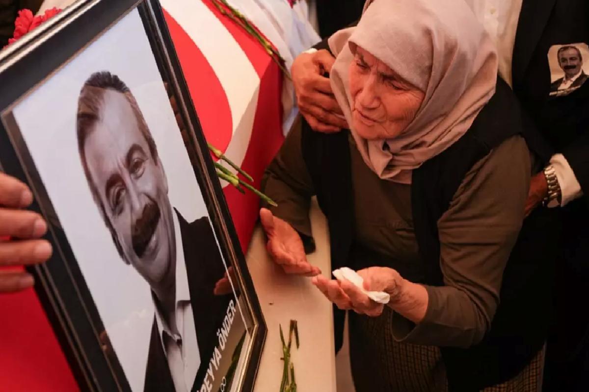 Sırrı Süreyya Önder’in cenazesinin Meclis’e neden getirilmediği belli oldu
