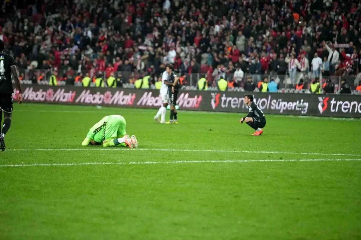 Sivasspor Ligden Düştü