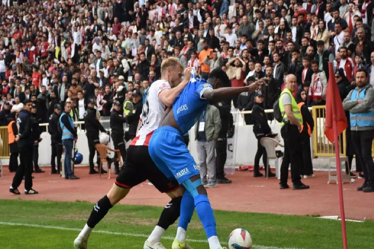 Sivasspor ve Bodrum FK 0-0 Beraber Kaldı