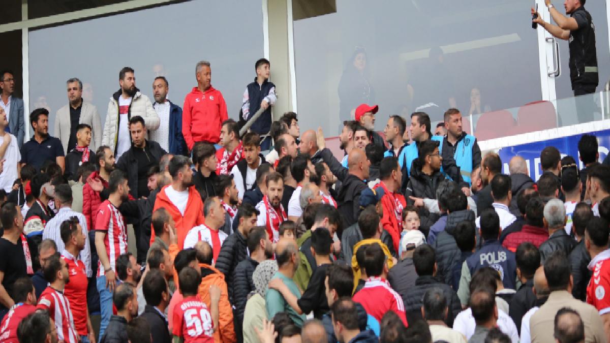 Sivasspor’da yönetime tepki!