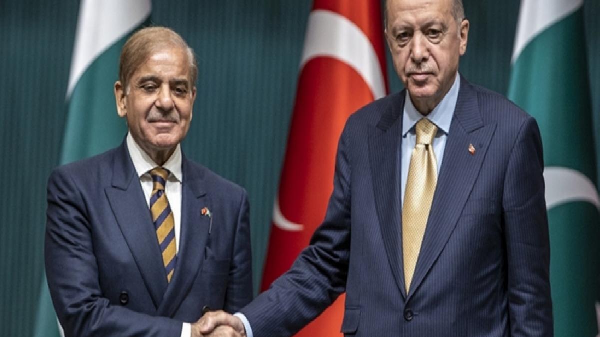 SON DAKİKA! Cumhurbaşkanı Erdoğan Pakistan Başbakanı ile görüştü