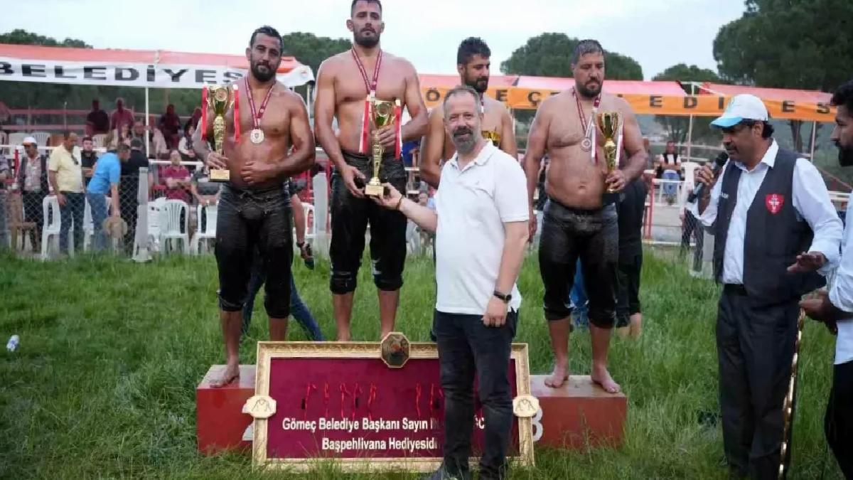 Süleyman Başar, Gömeç’te Başpehlivan Oldu