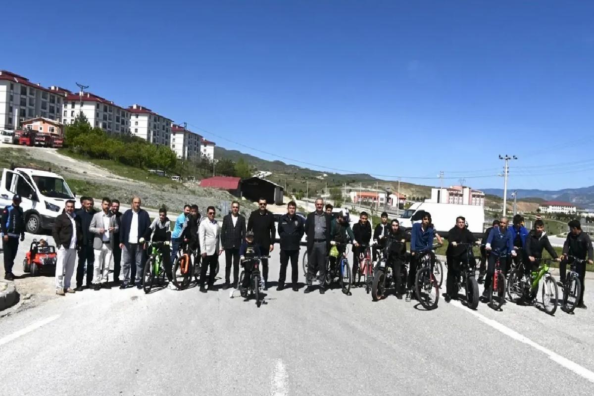 Suşehri’nde Bisiklet Turu Etkinliği