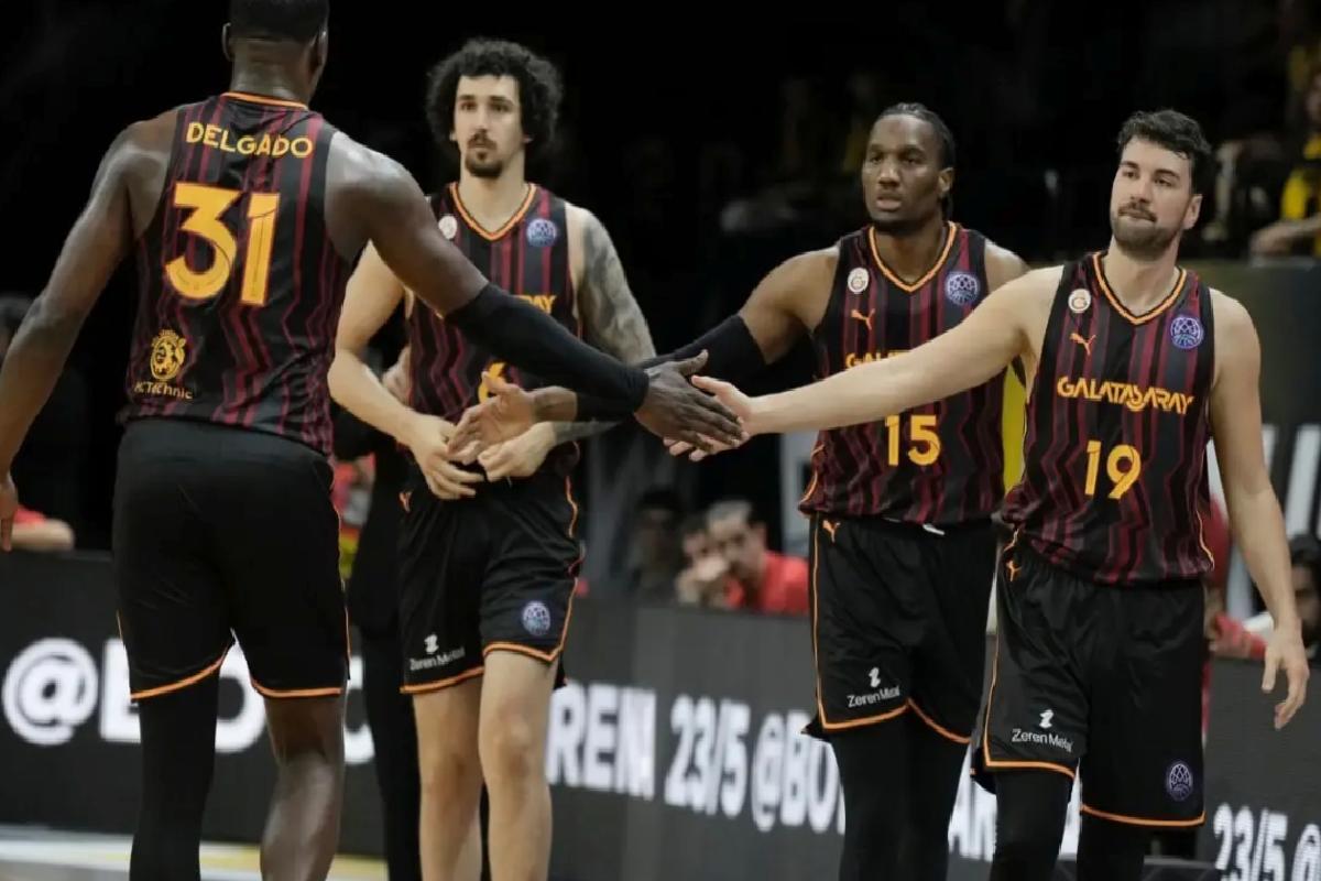 Tarih yazmaya son 40 dakika! Galatasaray, Şampiyonlar Ligi’nde adını finale yazdırdı