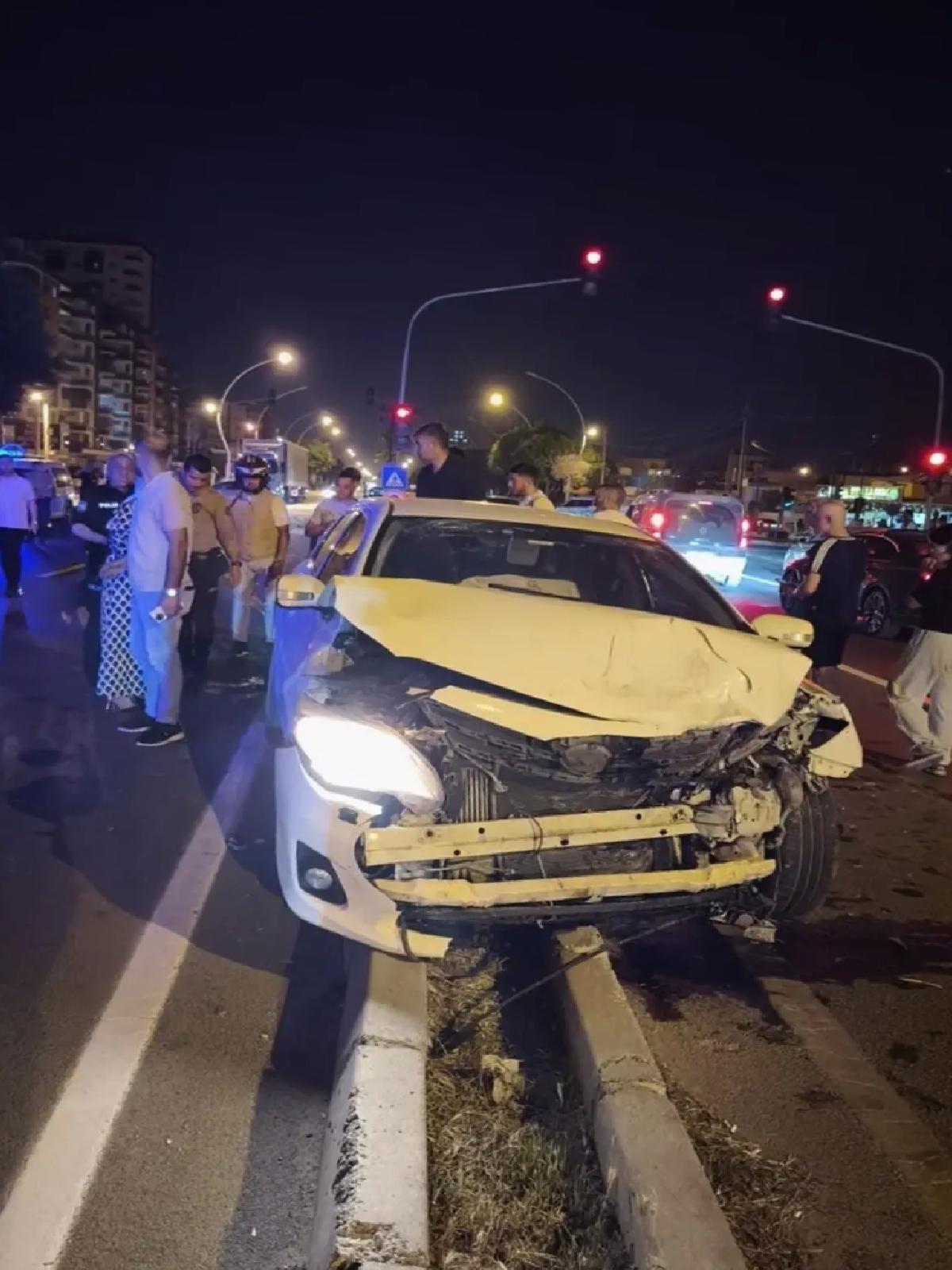 Tarsus’ta Trafik Kazası: 10 Yaralı
