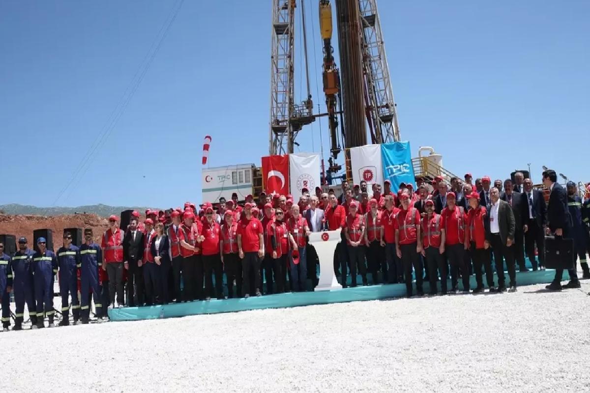 TBMM Başkanı Kurtulmuş, Gabar Dağı’ndaki petrol üretim sahasında konuştu Açıklaması