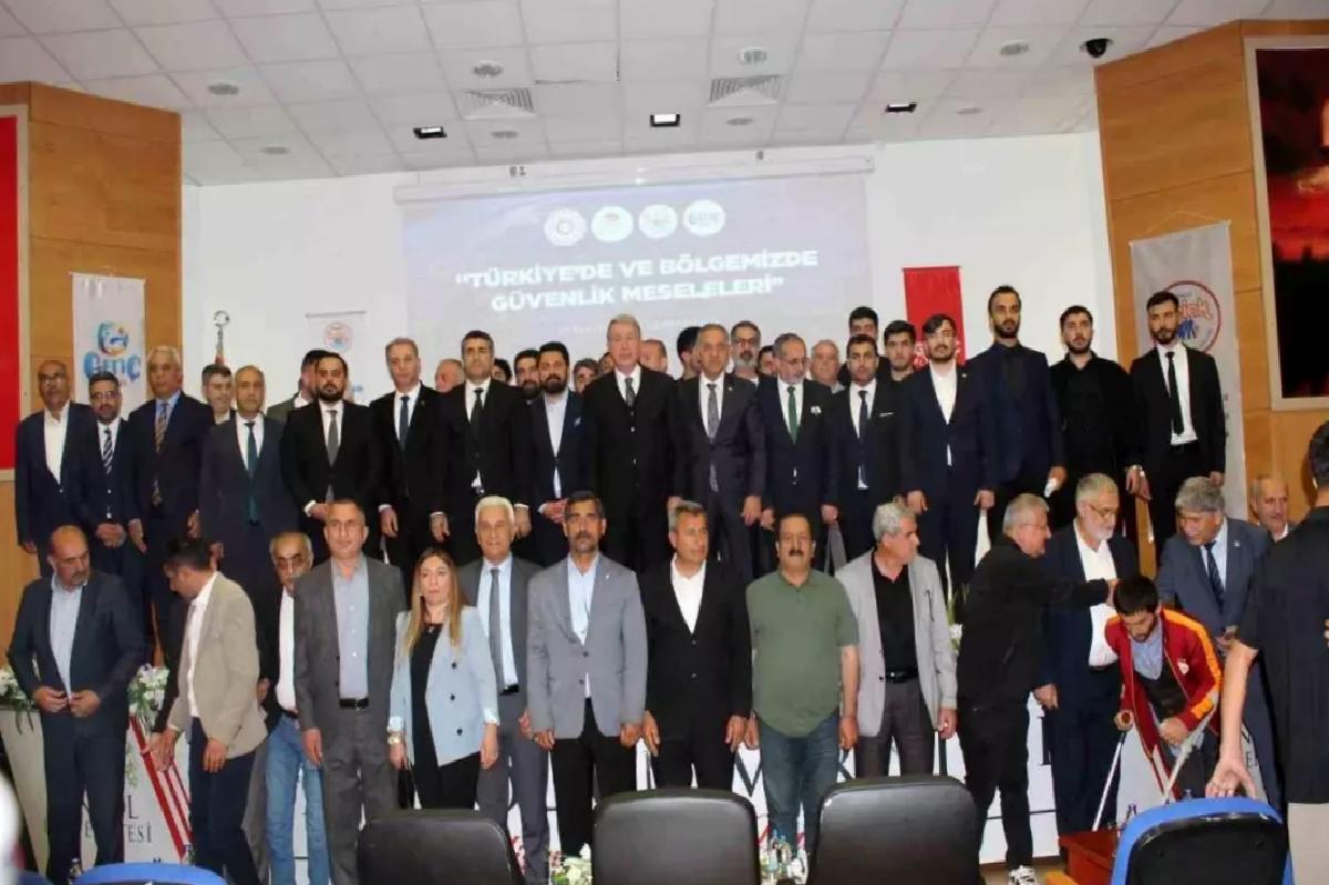 TBMM Milli Savunma Komisyonu Başkanı Akar: “El birliği, gönül birliği ile terör belasından, milletimizi, 86 milyonu kurtaracağız”
