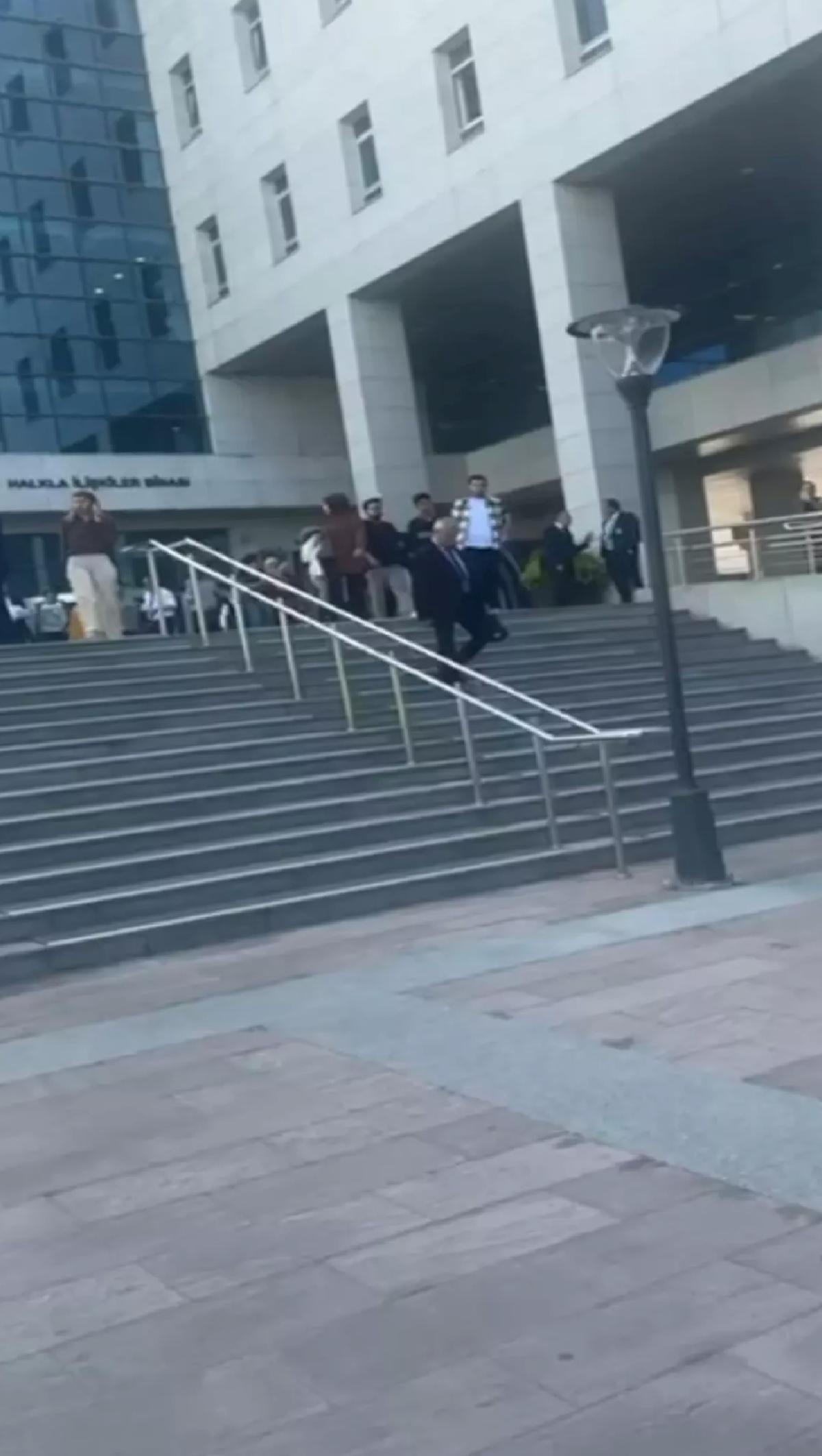 TBMM’de Deprem Anı: Öğrencilerin Uyarı Sistemi Etkisi