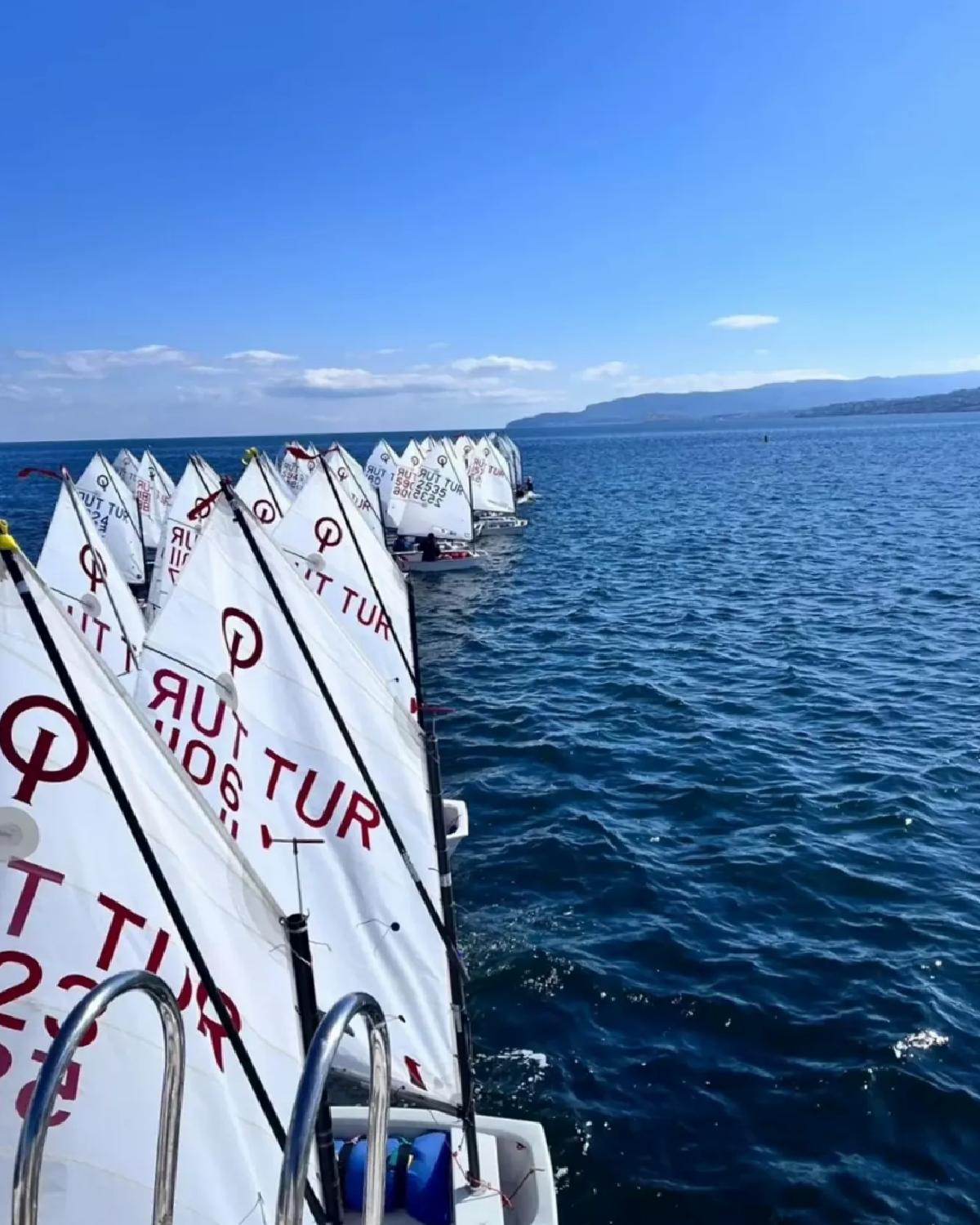 Tekirdağ’da Yelken Yarışları Düzenlendi