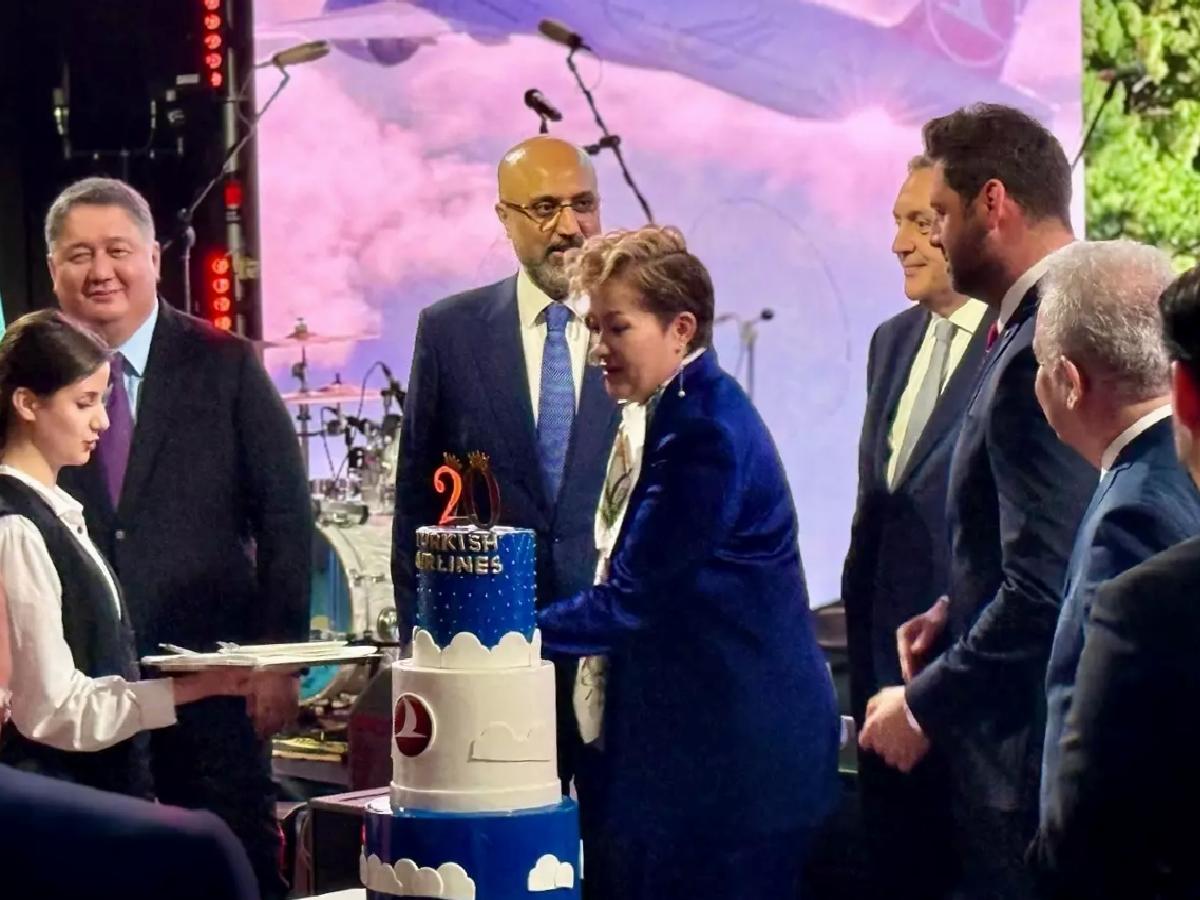 THY’nin Astana Uçuşları 20. Yaşını Kutladı