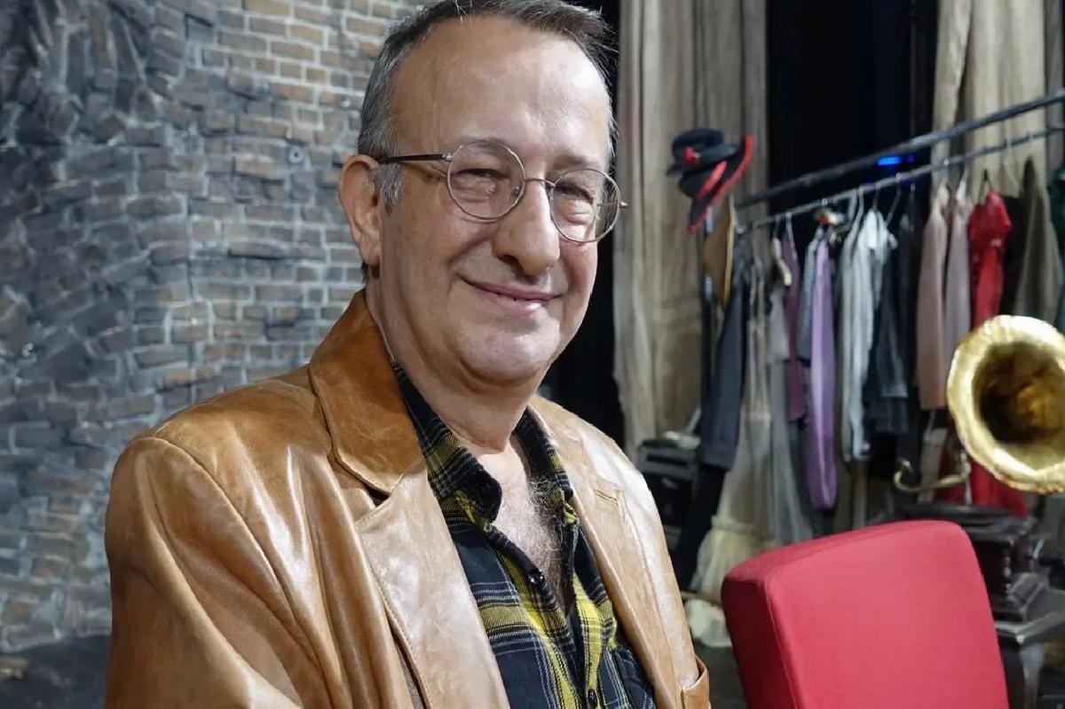Tiyatrocu Naşit Özcan Hayatını Kaybetti