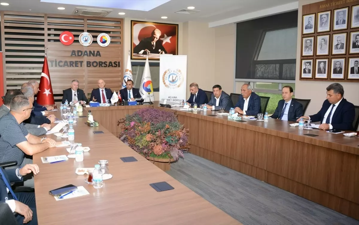 TMO Genel Müdürü Adana’da Hasat Değerlendirmesi Yaptı