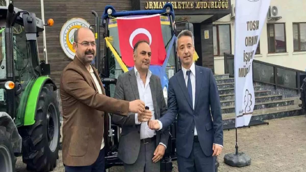 Tosya’da Çiftçilere Faizsiz Traktör Desteği