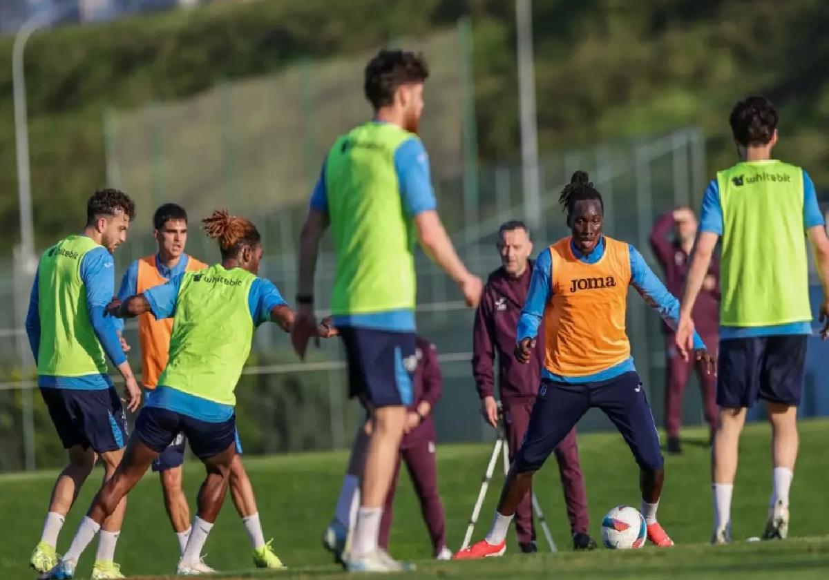 Trabzonspor, Galatasaray Maçına Hazırlık Başlattı