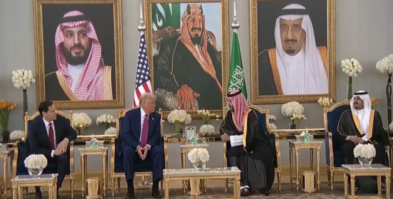 Trump, Suudi Arabistan’da