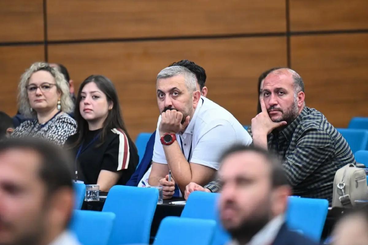 Ulusal Acil Sağlık Hizmetleri Kongresi Başladı