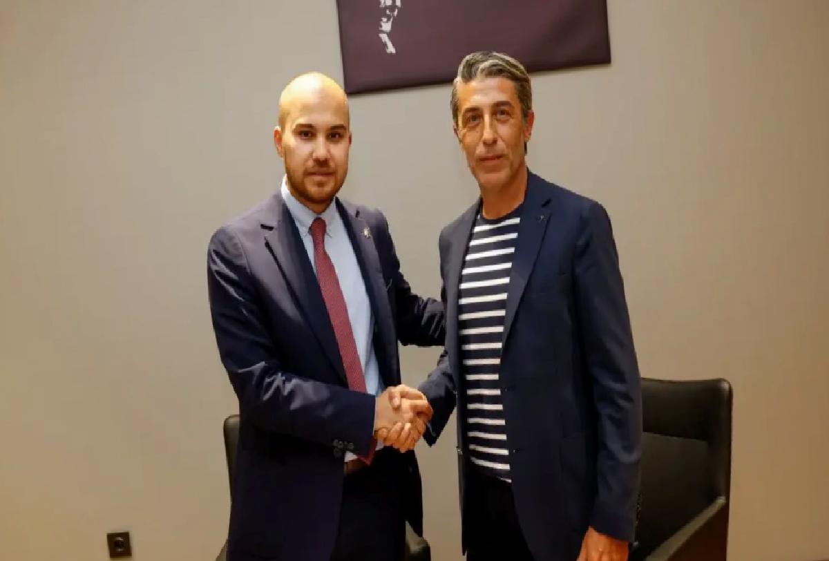 Uşakspor’da Yeni Yapılanma: Mahmut Karıklar Sportif Direktör Oldu