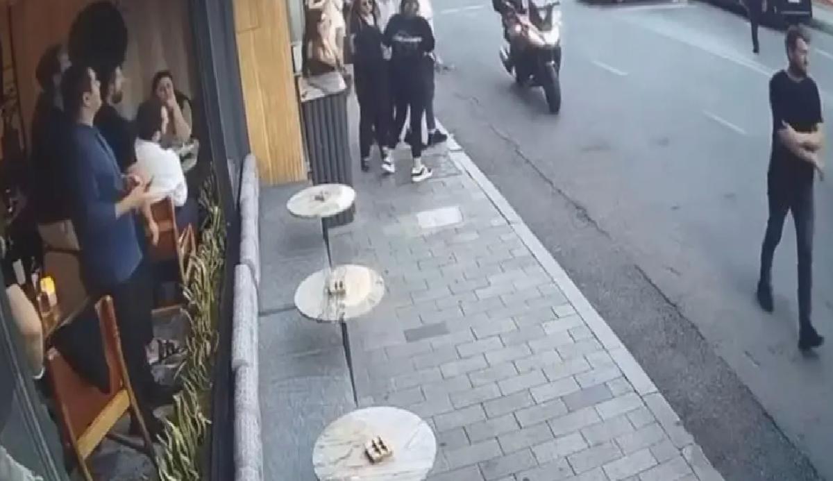 Vale Kaza Yaptı, Klasik Araç Hasar Gördü