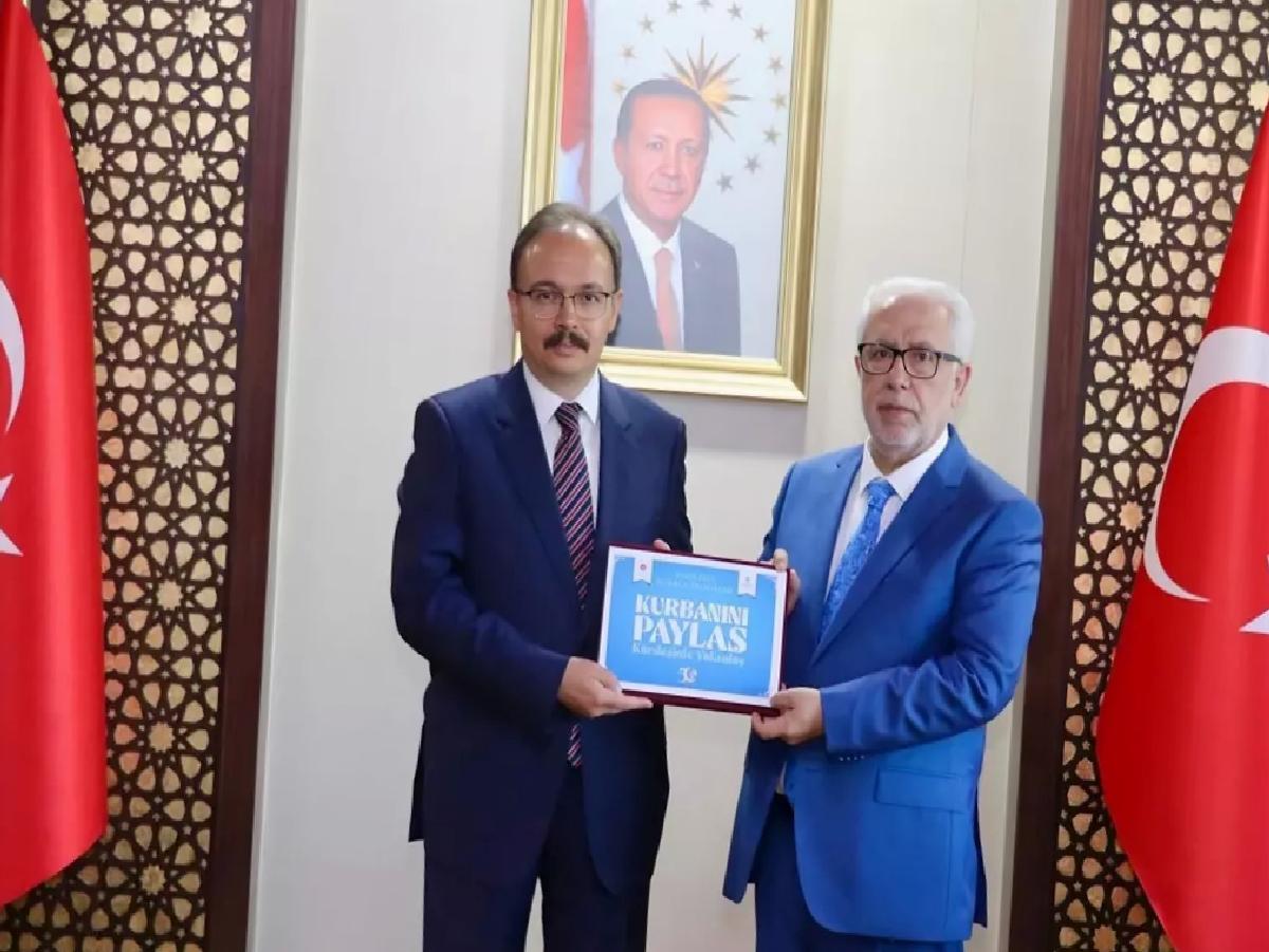 Vali Kızılkaya’dan Vekaletle Kurban Bağışı