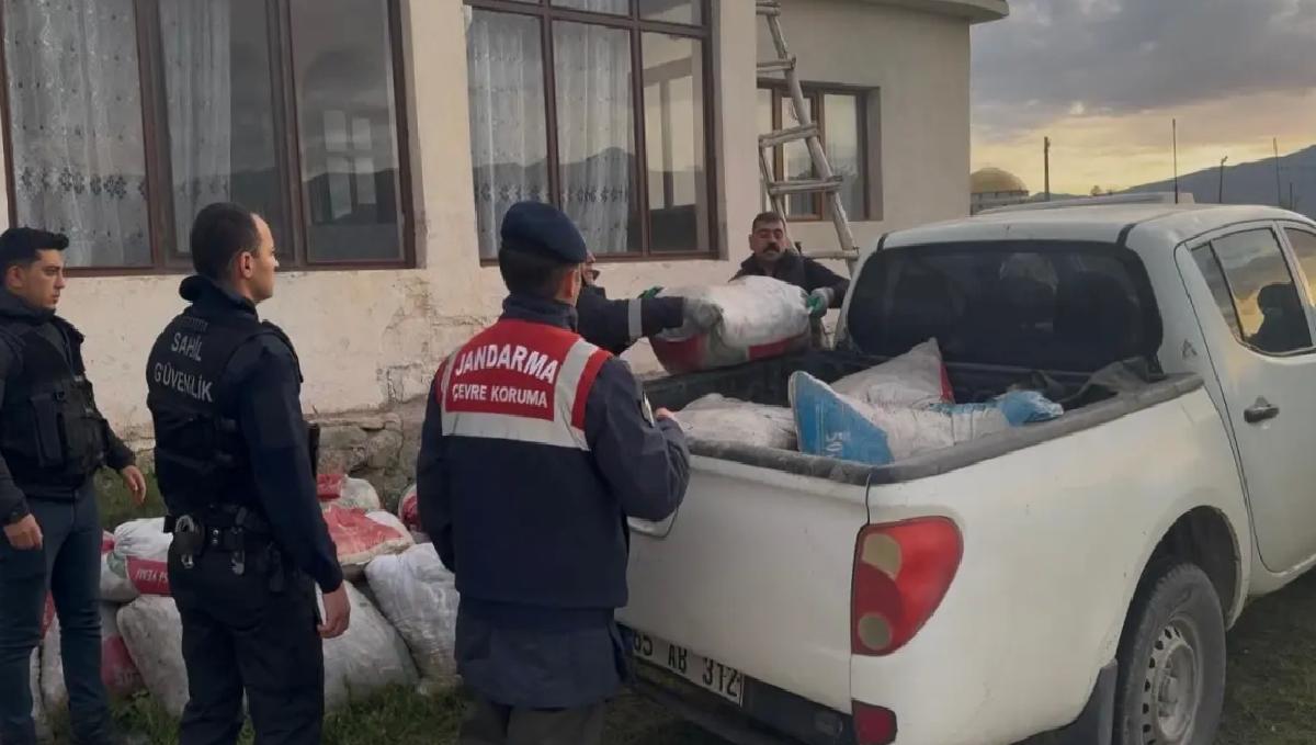 VAN’da Kaçak İnci Kefali Operasyonu