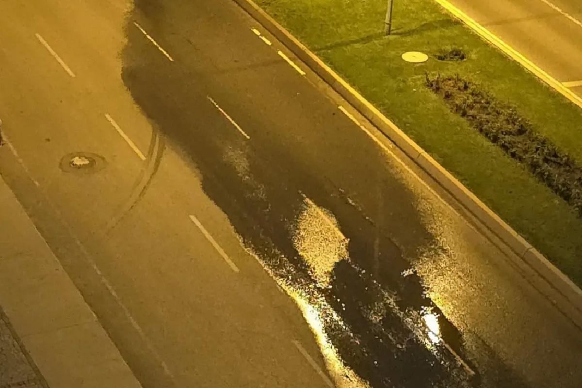 Vatandaş isyanda, İBB ve Pendik Belediyesi topu birbirine atıyor