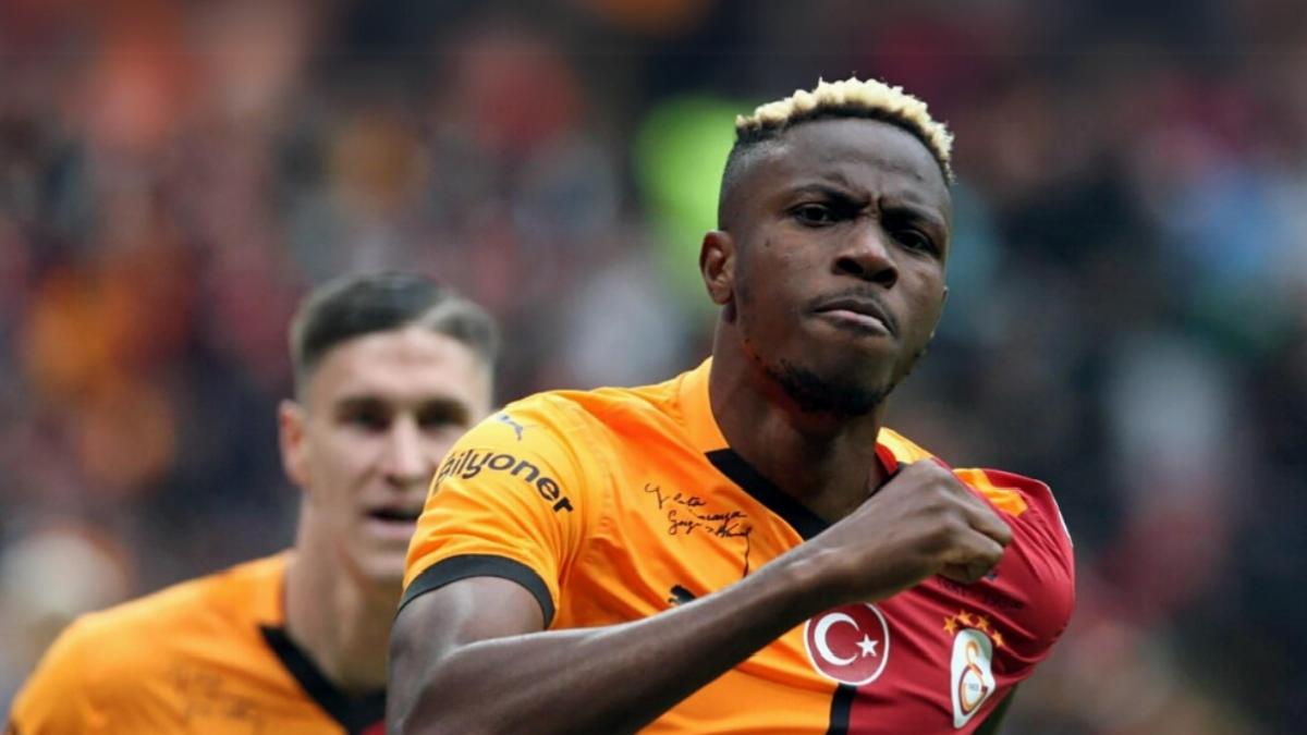 Victor Osimhen: Ben ve ailem burada olmaktan mutluyuz