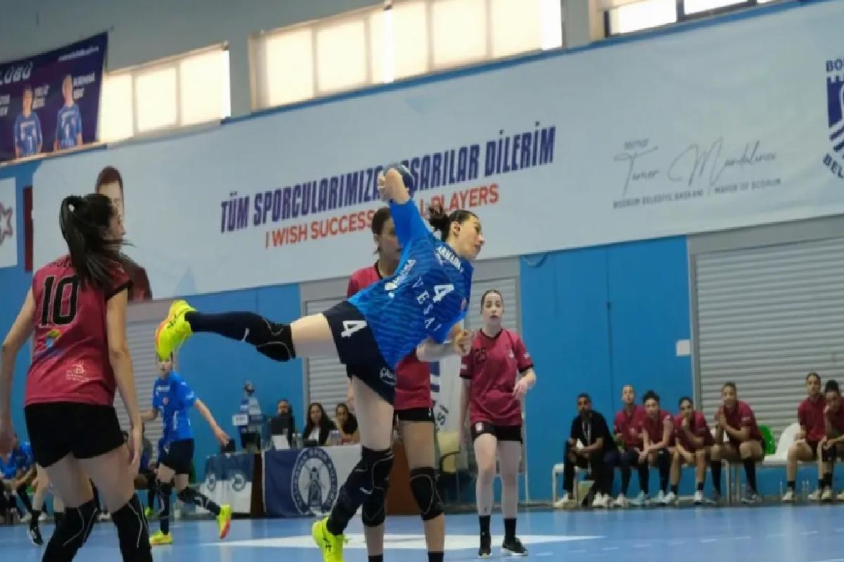 Yalıkavakspor İkinci Şampiyonluğunu Kazandı