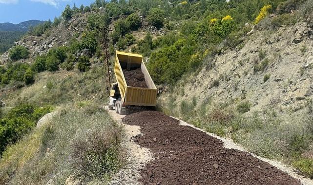 Yayla Kuzdere’de yol bakım çalışmaları