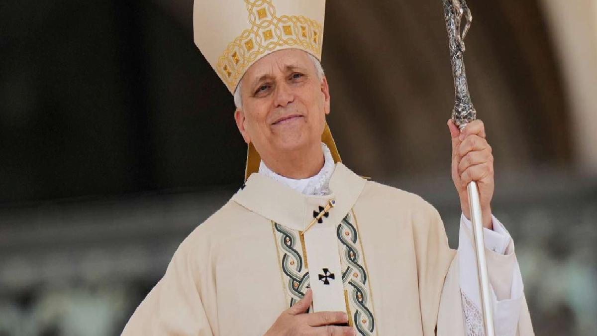 Yeni Papa 14. Leo’ya 520 bin dolarlık yüzük takıldı