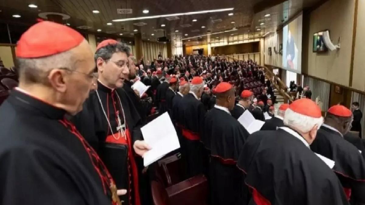 Yeni Papa Seçimi İçin Konklav Başlıyor