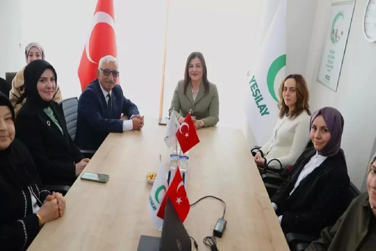 Yeşilay Tanıtımı Düzce’de Yapıldı