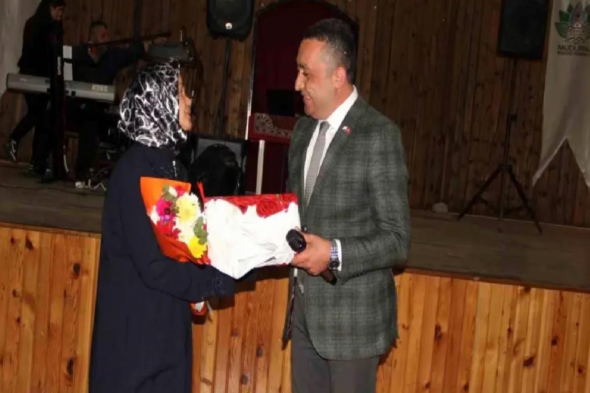 Yılın Annesi: Fatma Kahraman’a Duygusal Ödül