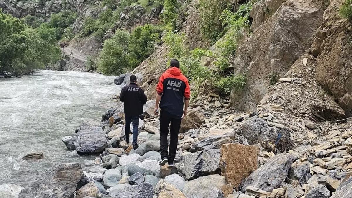 Yüksekova’da Kaybolan Genç İçin Arama Başlatıldı