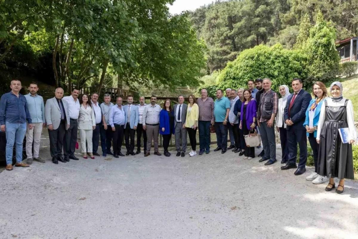 Yunusemre Belediye Başkanı Balaban, Muhtarlarla Bir Araya Geldi