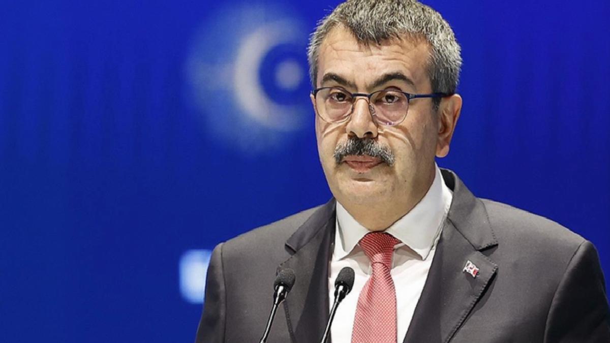 Yusuf Tekin: 12 yıllık zorunlu eğitimle ilgili talep oluşursa çalışmalarımızı yaparız