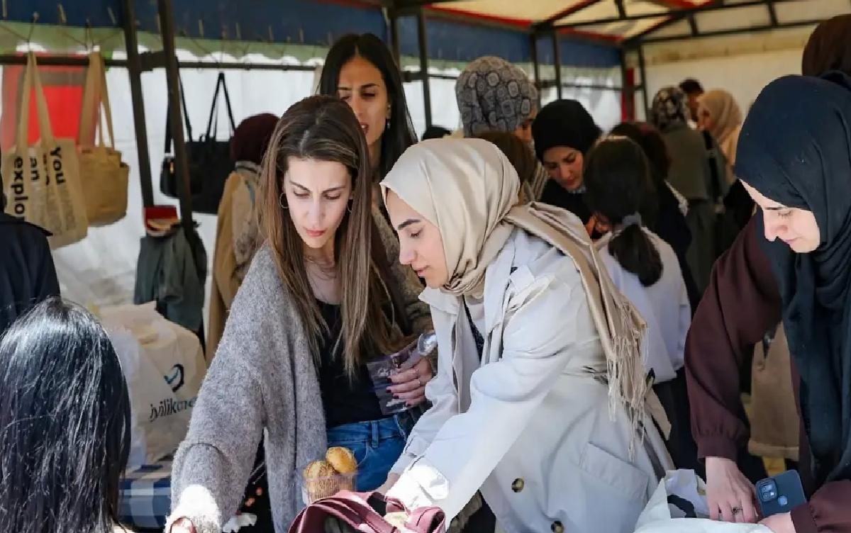 YYÜ’den Gazze İçin Kermes