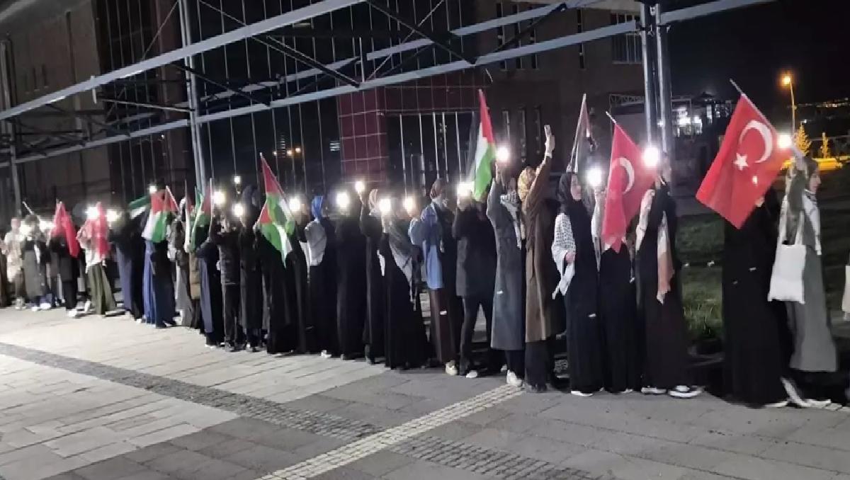 YYÜ’den Gazze’ye Destek Yürüyüşü